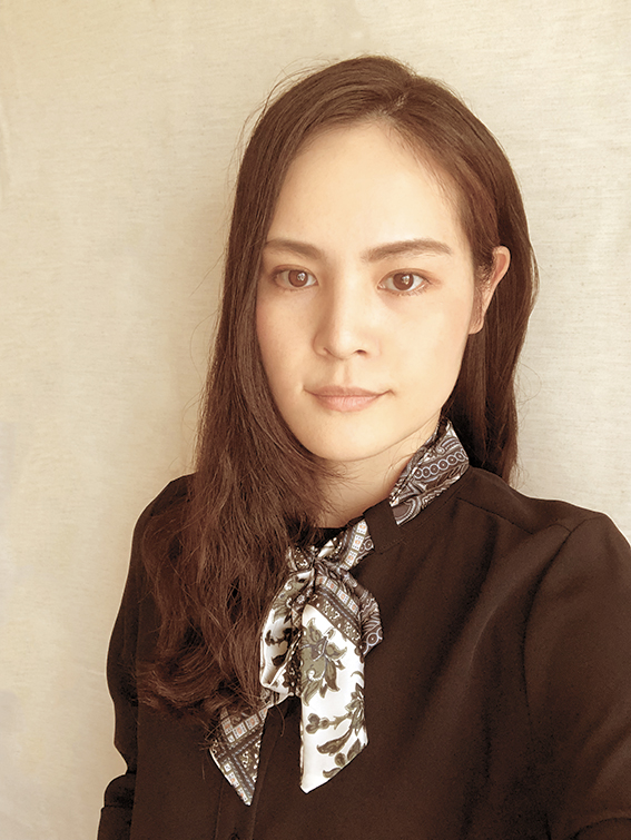 向麻衣子