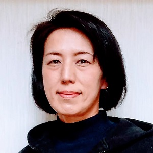 彼方アツコ