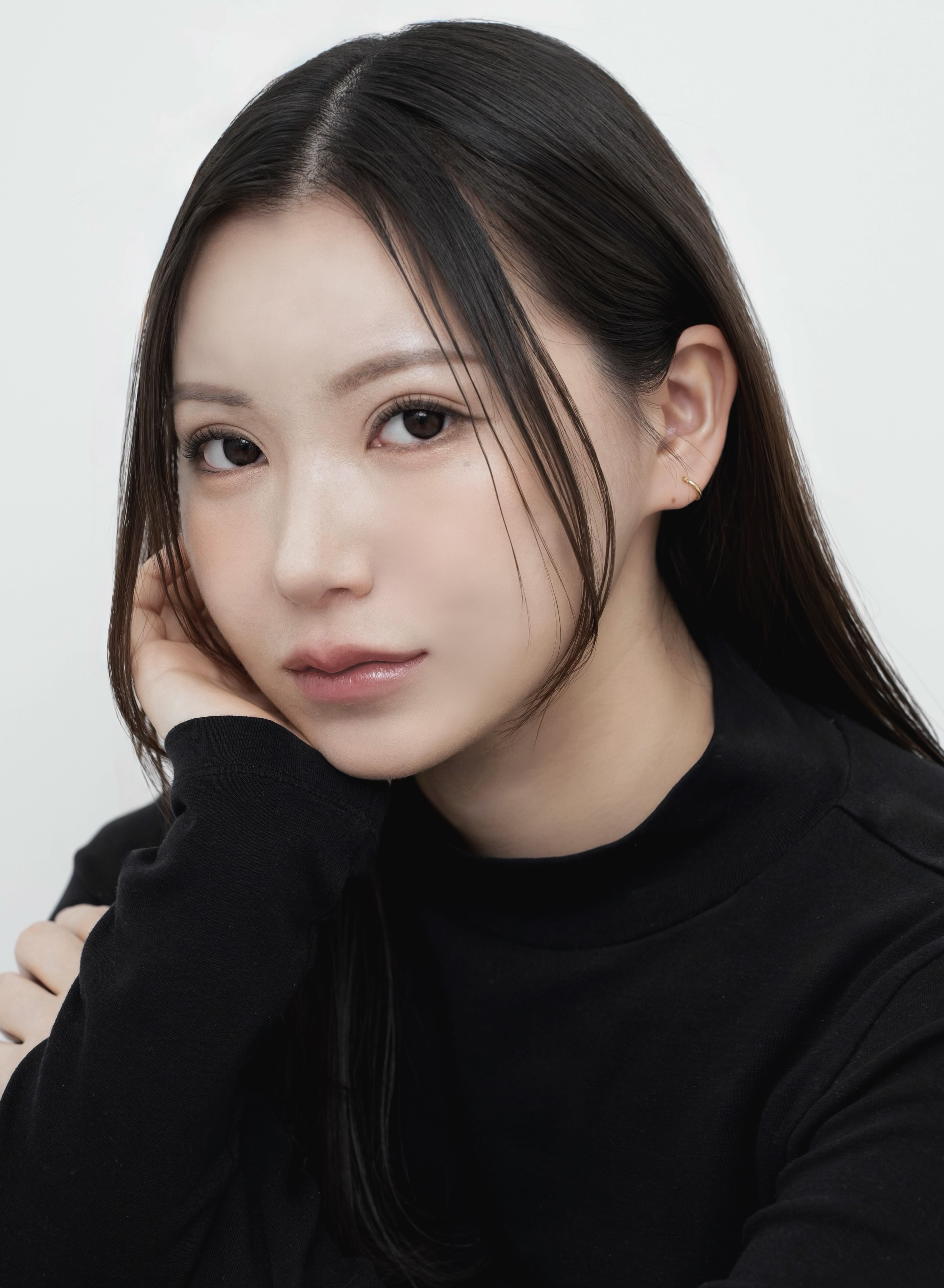 秋山あいれ