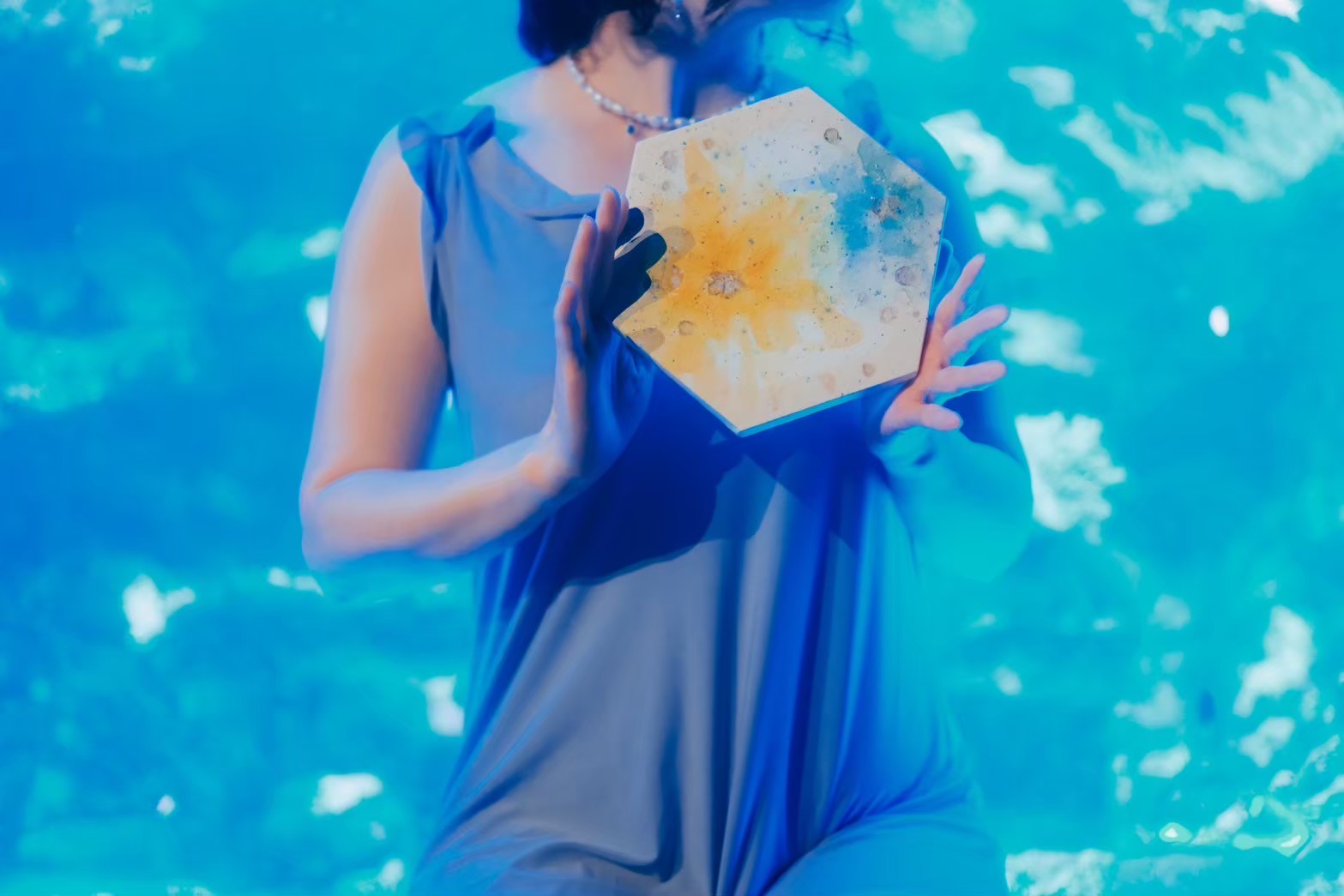 泡にならない人魚姫 Cyan
